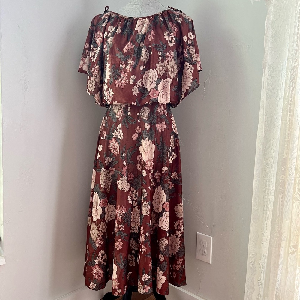 Vintage 70s Cottagecore Tracy Dress